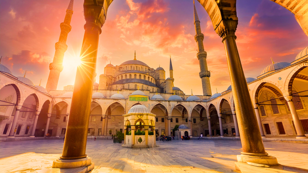 Istanbul Turkey Guide: Where to Stay, What to Eat, and Essential Travel Tips (2024)